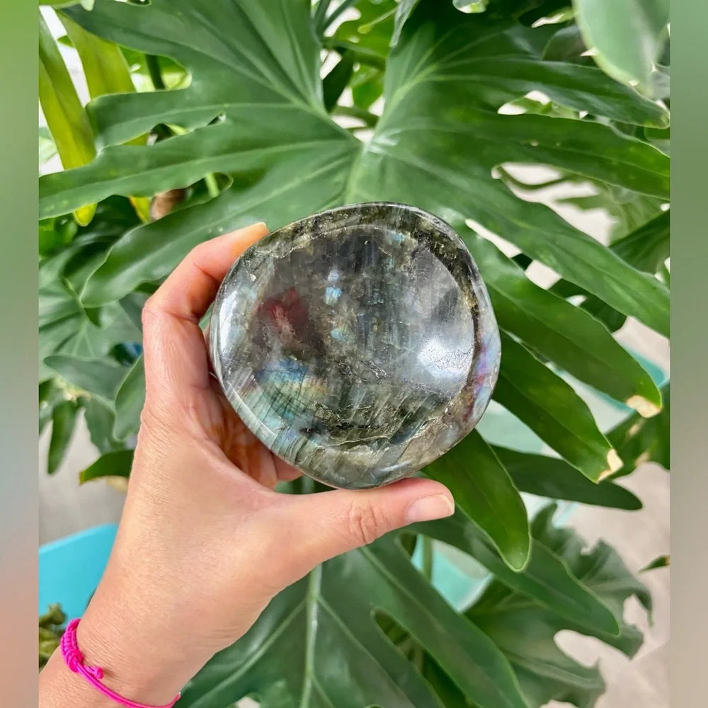 Labradorite bowl - Picture 3 of 7